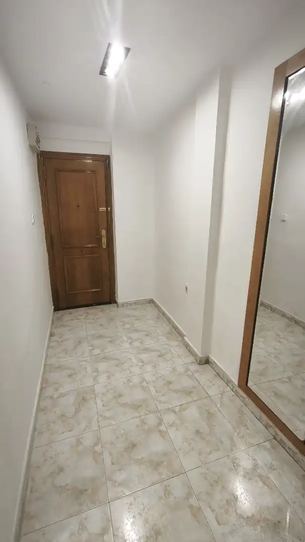 Wohnung zum Verkauf in Carrer de Josep D'orga, 2, Ciutat Jardí Wohnung zum Verkauf in Valencia Capital mit Klimaanlage und Balkon