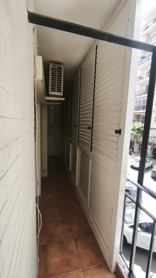Wohnung zum Verkauf in Carrer de Josep D'orga, 2, Ciutat Jardí Wohnung zum Verkauf in Valencia Capital mit Klimaanlage und Balkon