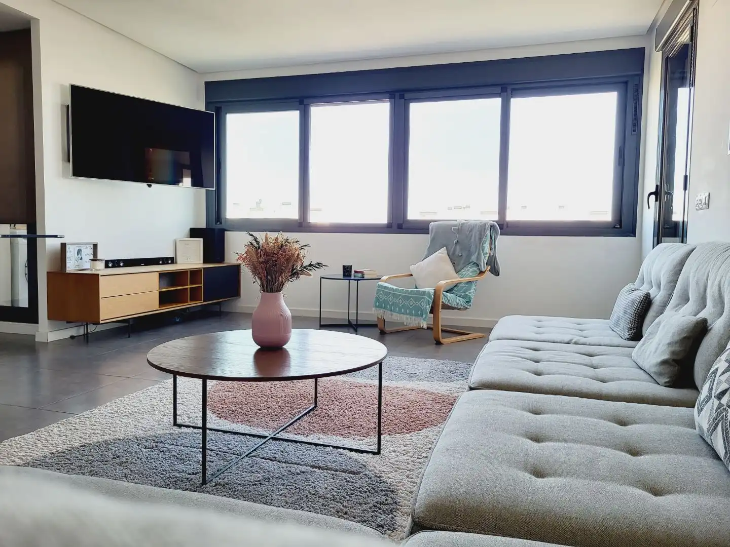 Flat for rent in Maestro José Garberí Serrano, 18, Playa de San Juan - El Cabo de las Huertas Living room of Flat for rent in Alicante / Alacant with Air Conditioner and Balcony