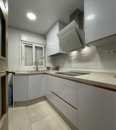 Foto 2 de Piso de alquiler en Este, Mérida