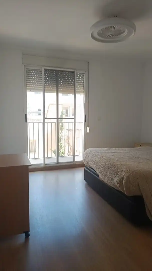 Piso en venta en Carrer Dels Arbres, 59, Algemesí Habitación de Piso en venta en Algemesí con Balcón
