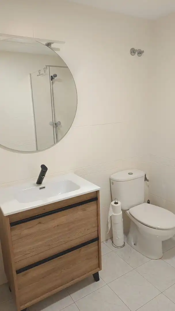 Piso en venta en Carrer Dels Arbres, 59, Algemesí Baño de Piso en venta en Algemesí con Balcón