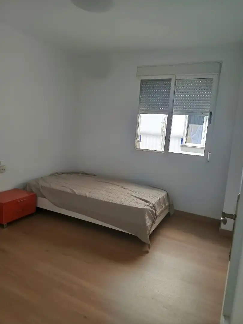 Piso en venta en Carrer Dels Arbres, 59, Algemesí Habitación de Piso en venta en Algemesí con Balcón