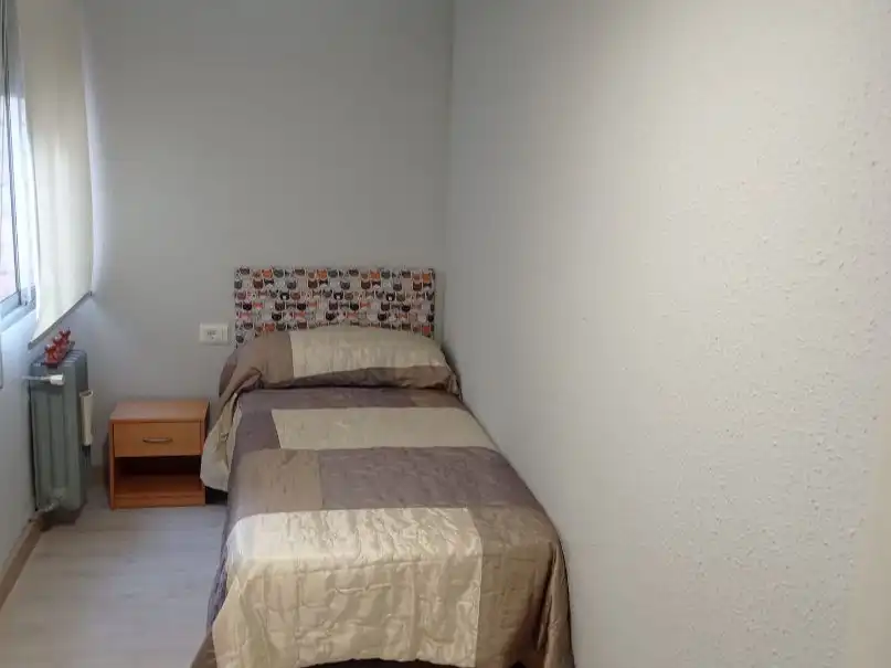 Habitación de Piso para compartir en Cáceres con Aire acondicionado, Calefacción y Parquet