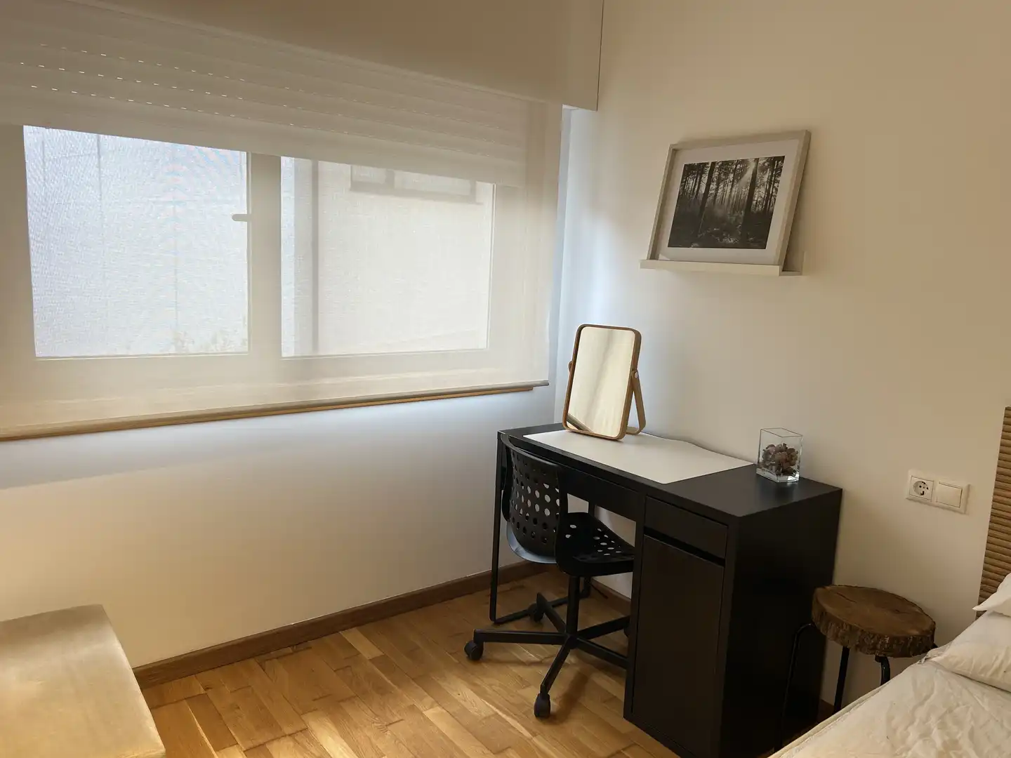 Schlafzimmer von Wohnung zur Miete in Ponteceso mit Heizung, Parkett und Möbliert