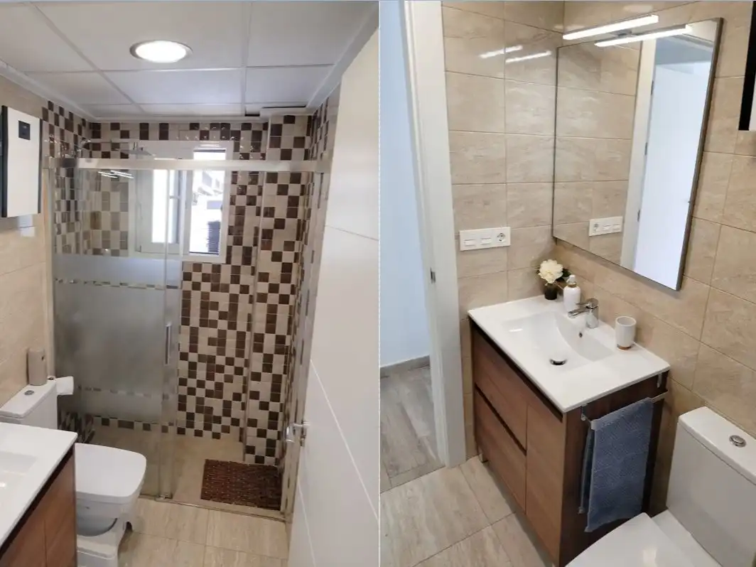Baño de Casa adosada de alquiler en Santa Pola con Aire acondicionado, Terraza y Piscina