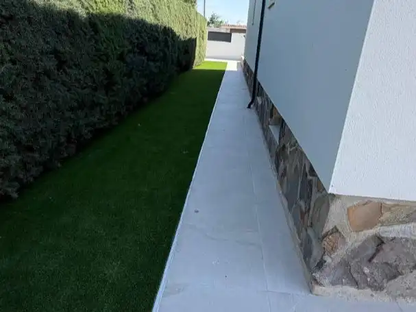 Terrassa de Casa o xalet en venda en Paracuellos de Jarama amb Calefacció, Jardí privat i Terrassa