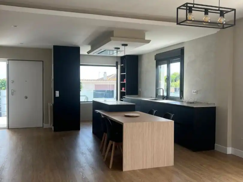 Cuina de Casa o xalet en venda en Paracuellos de Jarama amb Calefacció, Jardí privat i Terrassa