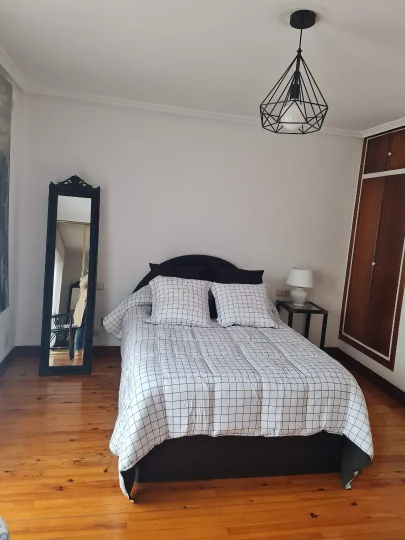 Dúplex de alquiler en San Pedro Kalea, 44, Hondarribia Habitación de Dúplex de alquiler en Hondarribia con Balcón