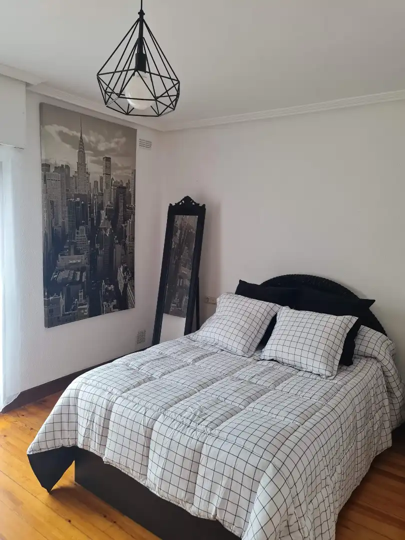 Dúplex de alquiler en San Pedro Kalea, 44, Hondarribia Habitación de Dúplex de alquiler en Hondarribia con Balcón