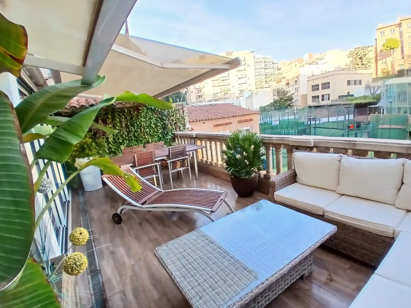 Ground floor for rent in Passatge de Forasté, 15, El Putget i el Farró Terrace of Ground floor for rent in Barcelona with Air Conditioner, Heating and Parquet flooring