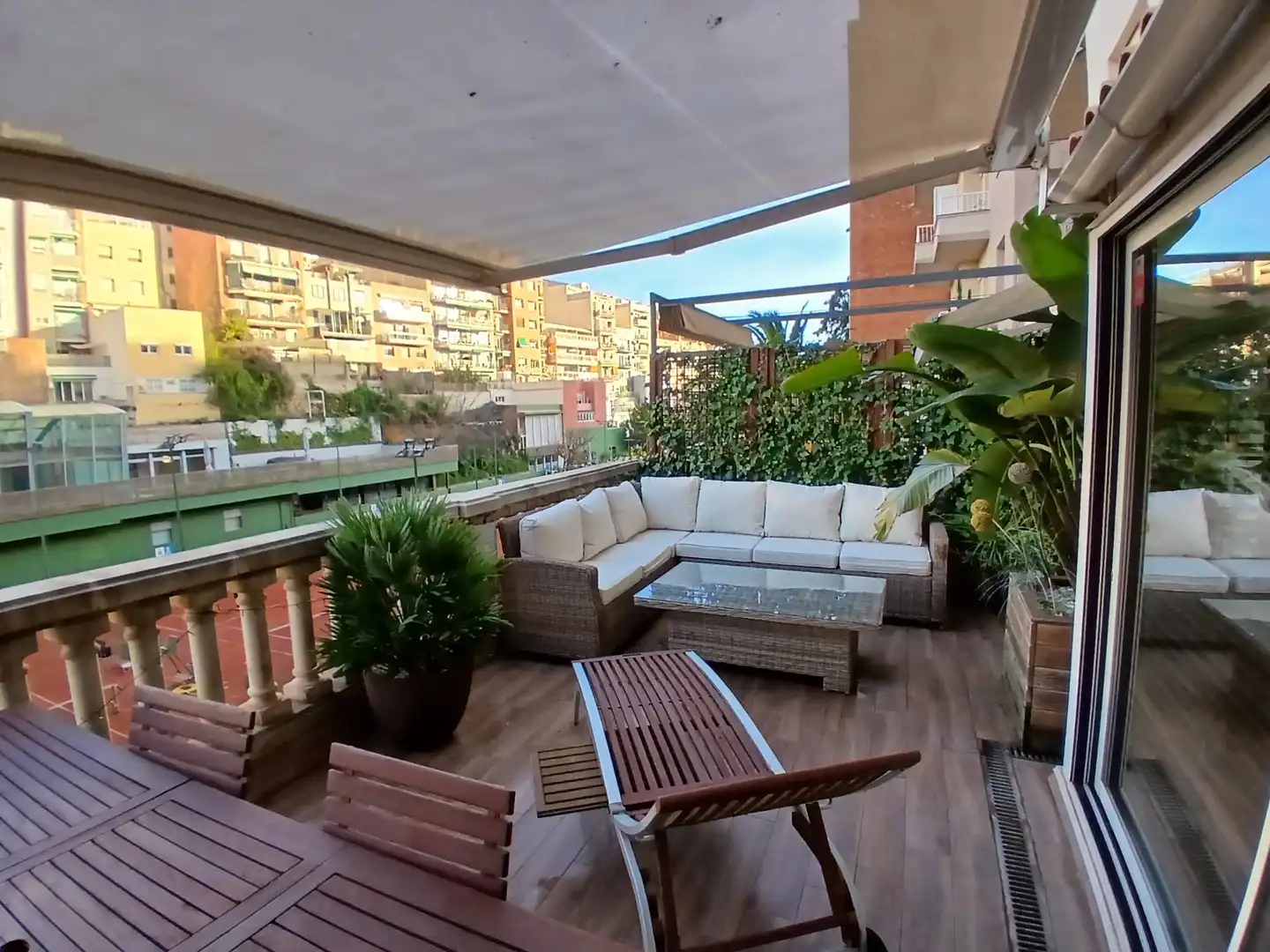 Ground floor for rent in Passatge de Forasté, 15, El Putget i el Farró Terrace of Ground floor for rent in Barcelona with Air Conditioner, Heating and Parquet flooring