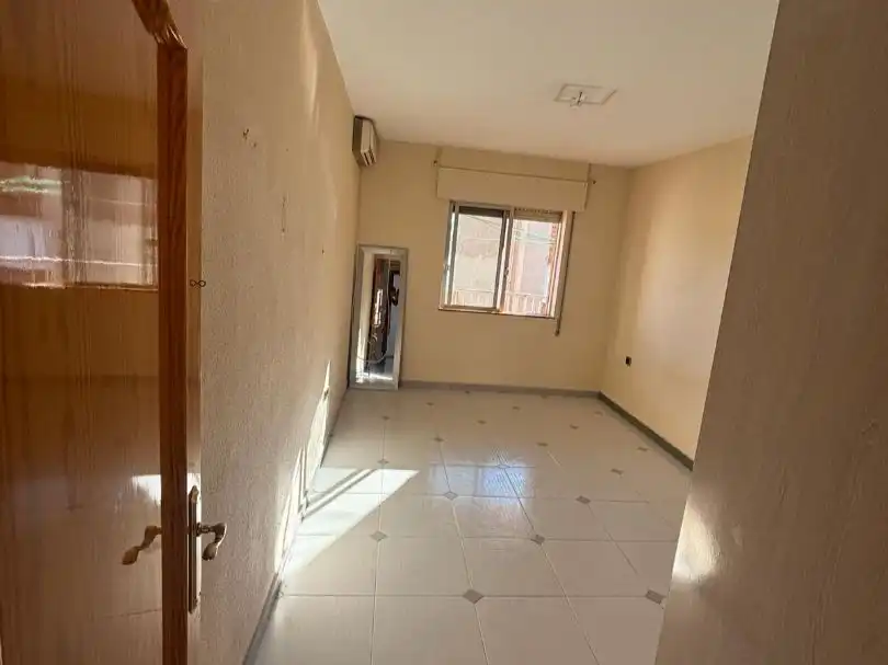 Piso en venta en Carril Lucios, 5, Puente Tocinos Habitación de Piso en venta en Murcia con Aire acondicionado, Terraza y Trastero