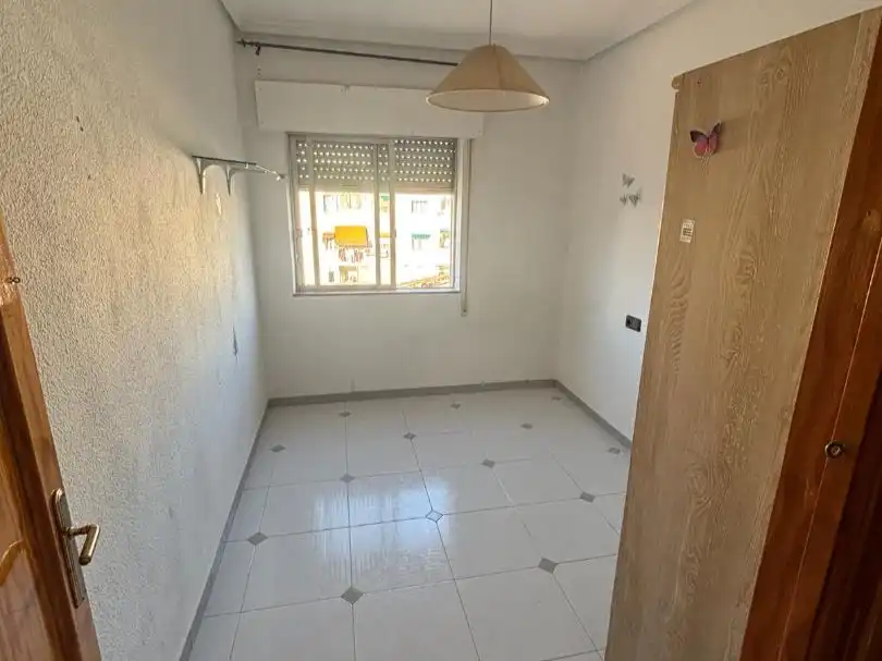 Piso en venta en Carril Lucios, 5, Puente Tocinos Habitación de Piso en venta en Murcia con Aire acondicionado, Terraza y Trastero