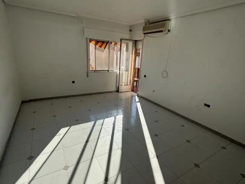 Piso en venta en Carril Lucios, 5, Puente Tocinos Piso en venta en Murcia con Aire acondicionado, Terraza y Trastero