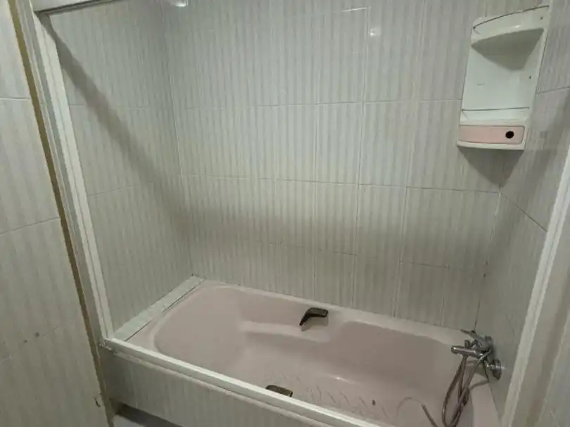 Piso en venta en Carril Lucios, 5, Puente Tocinos Baño de Piso en venta en Murcia con Aire acondicionado, Terraza y Trastero