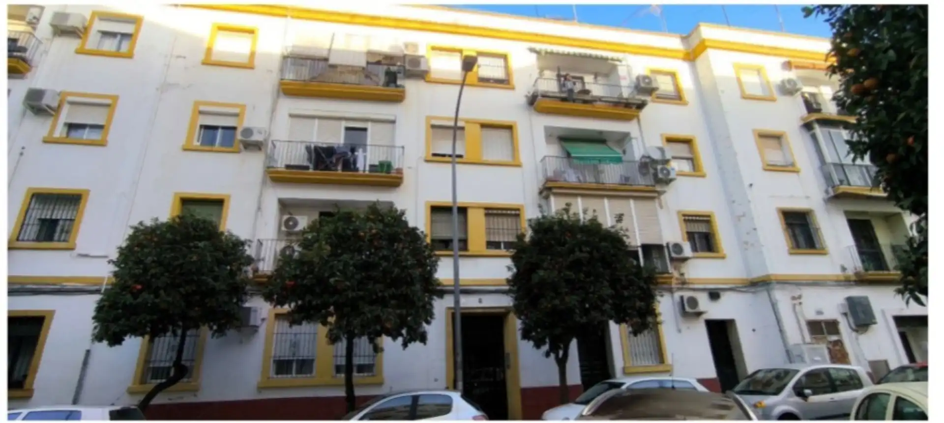 Exterior view of Flat for sale in  Sevilla Capital  with Air Conditioner and Balcony