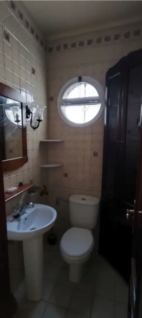 Bathroom of Flat for sale in  Sevilla Capital  with Air Conditioner and Balcony