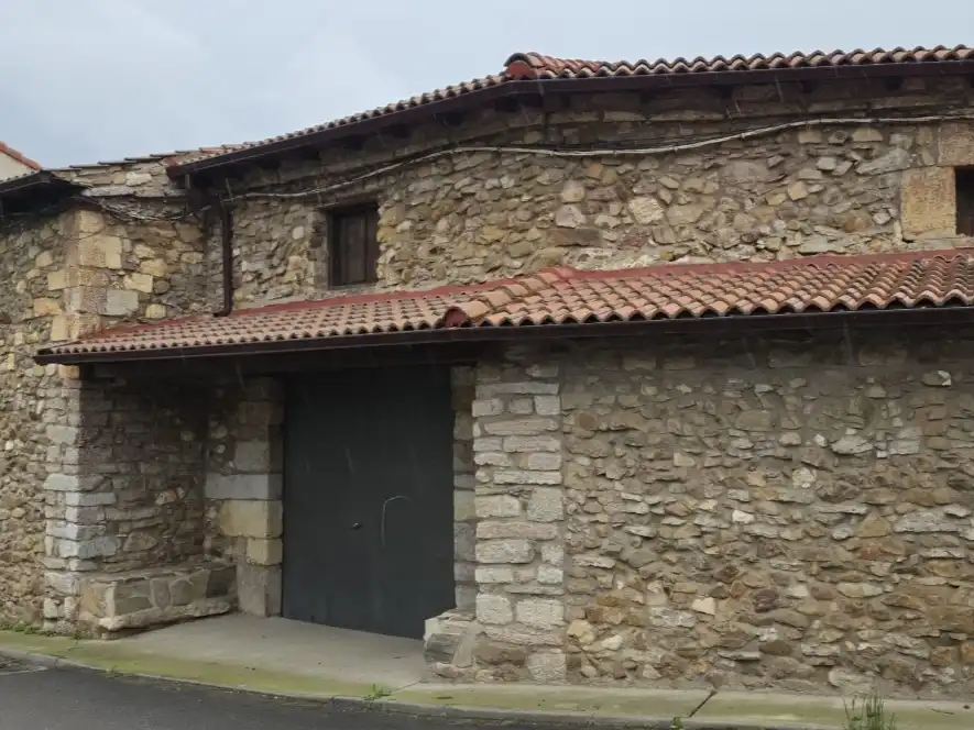 Finca rústica en venta en Calle Real, 25, La Robla Vista exterior de Finca rústica en venta en La Robla