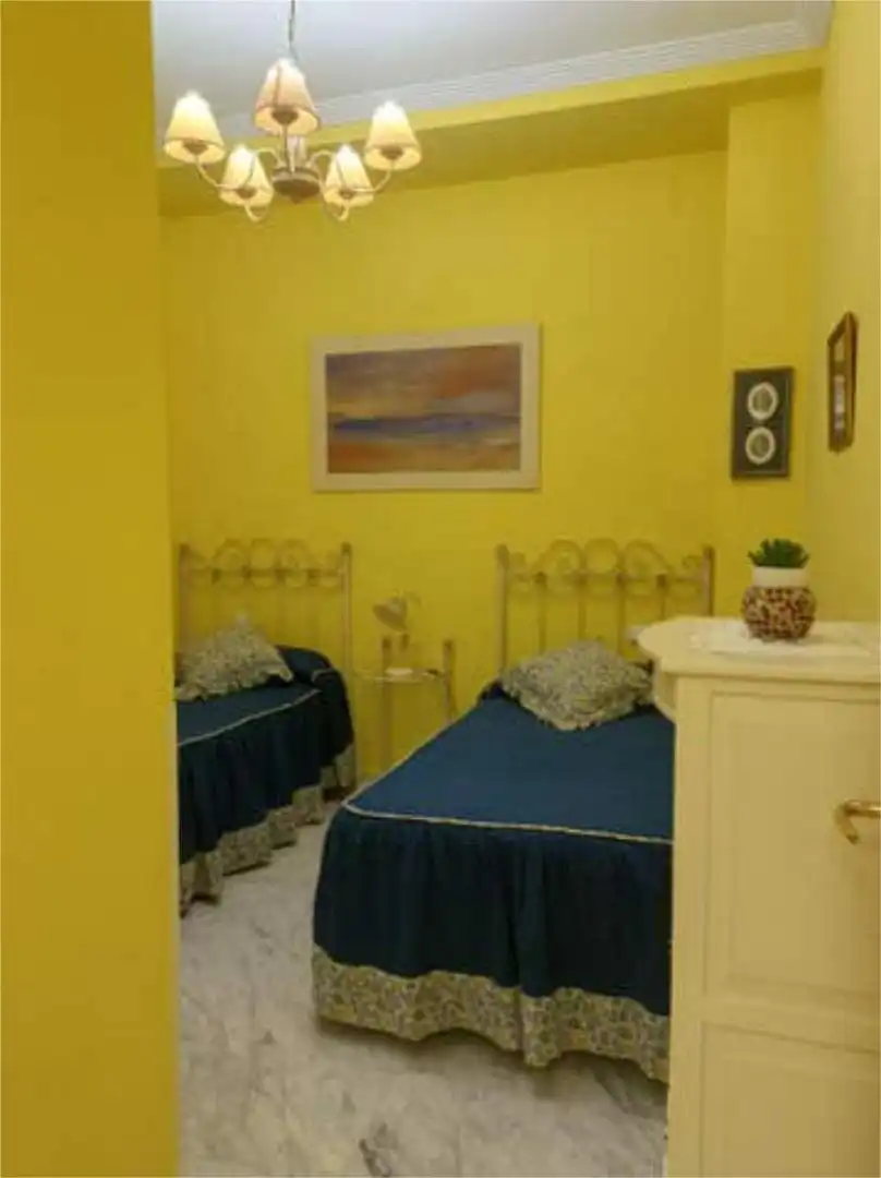 Apartamento de alquiler en Alfalfa - Santa Cruz Habitación de Apartamento de alquiler en Sevilla con Calefacción, Jardín privado y Amueblado