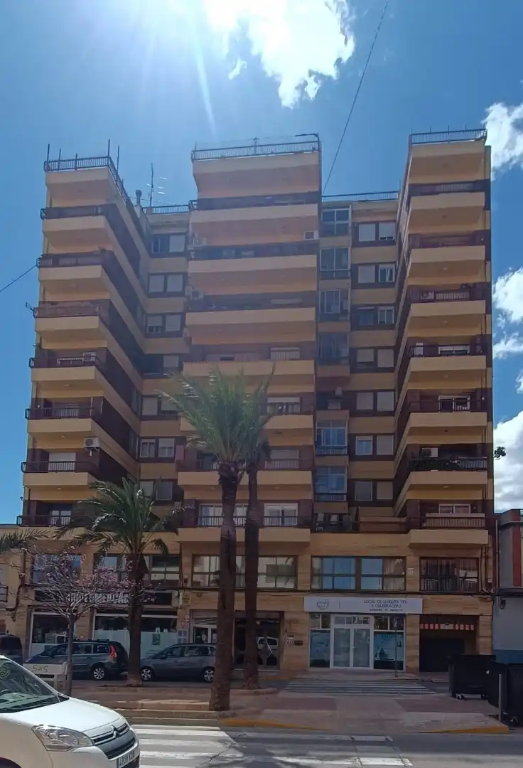 Piso en venta en Avinguda Reis Catòlics, 45, Alginet Vista exterior de Piso en venta en Alginet con Aire acondicionado y Terraza