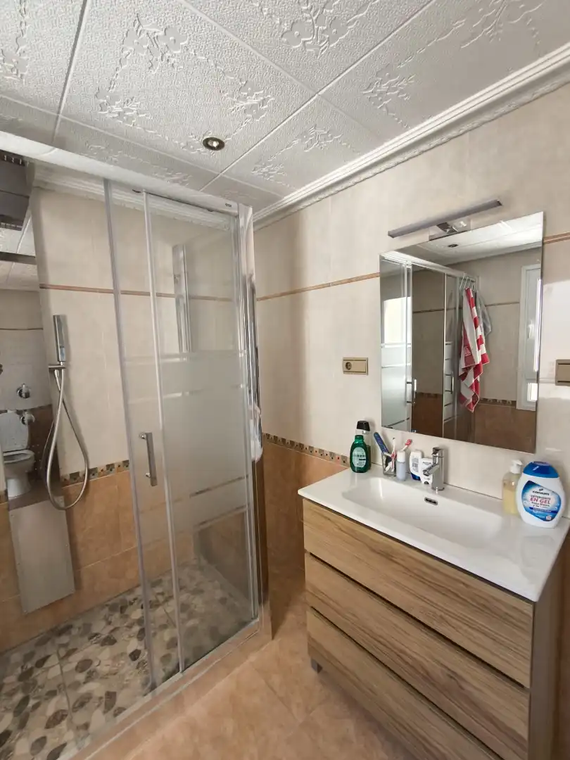 Piso en venta en Avinguda Reis Catòlics, 45, Alginet Baño de Piso en venta en Alginet con Aire acondicionado y Terraza