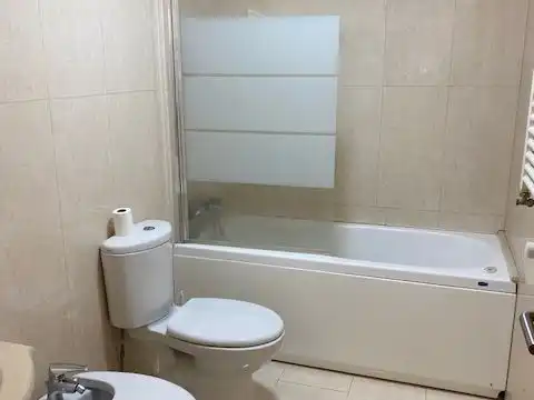 Bathroom of Flat for rent in Castellón de la Plana / Castelló de la Plana  with Air Conditioner, Heating and Parquet flooring