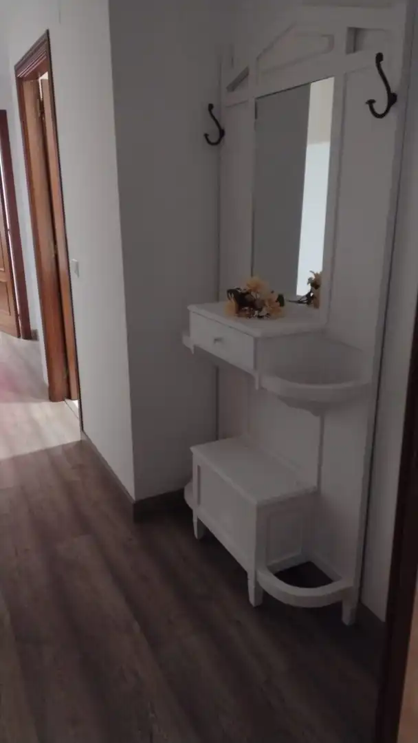 Wohnung zur Miete in Calle el Valle, 2, Villaquilambre Schlafzimmer von Wohnung zur Miete in Villaquilambre mit Heizung, Abstellraum und Möbliert