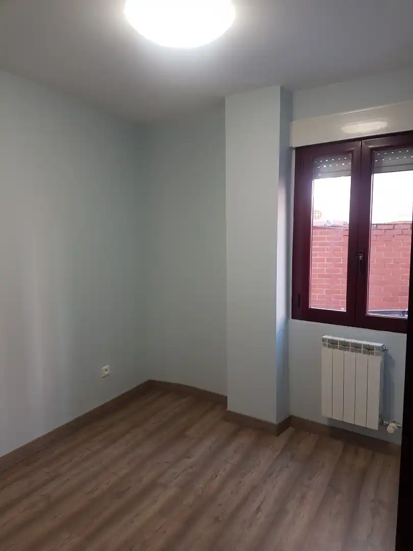 Wohnung zur Miete in Calle el Valle, 2, Villaquilambre Schlafzimmer von Wohnung zur Miete in Villaquilambre mit Heizung, Abstellraum und Möbliert