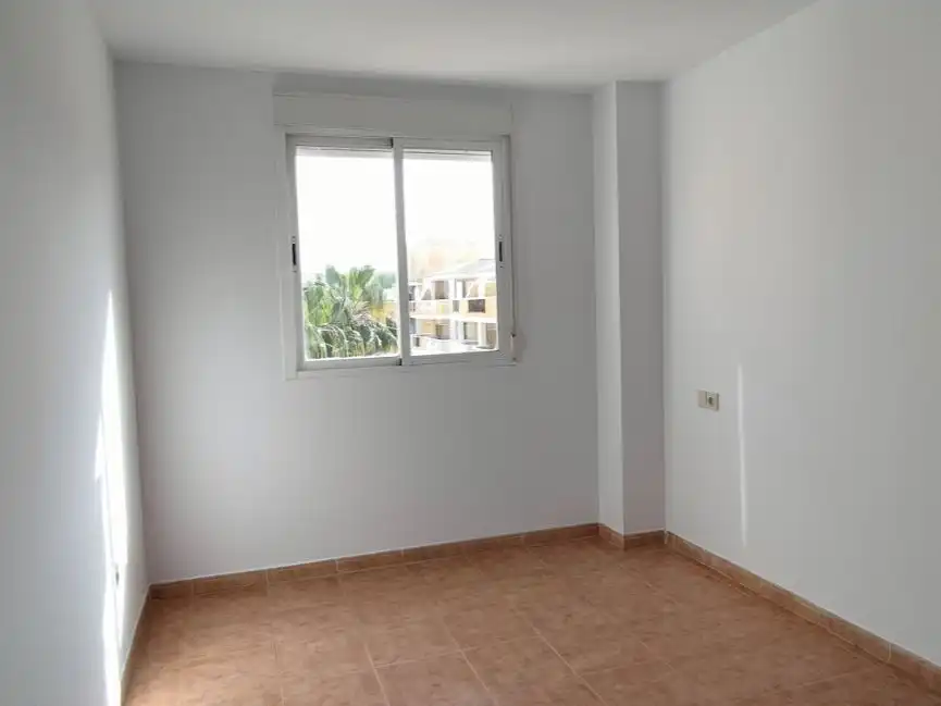 Apartamento en venta en Carrer Alcalá Galiano, 12, Moncófar Playa Habitación de Apartamento en venta en Moncofa con Aire acondicionado, Terraza y Piscina