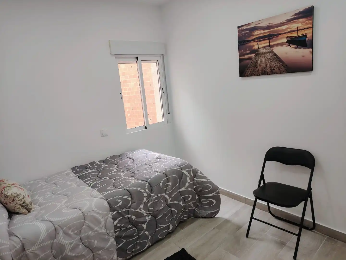 Habitació a Avinguda Catalunya, 42, La Plantera Habitació a Avinguda Catalunya, 42, La Plantera