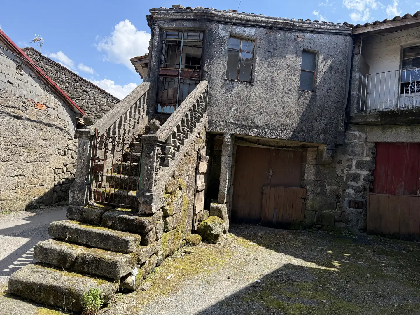 Pis en venda a Lugar Vilariño Da Veiga, 50, Xunqueira de Ambía Vista exterior de Pis en venda en Xunqueira de Ambía amb Balcó