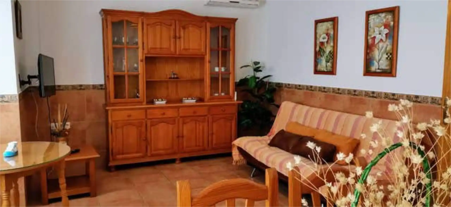Wohnzimmer von Wohnungen zur Miete in Baena mit Terrasse und Möbliert
