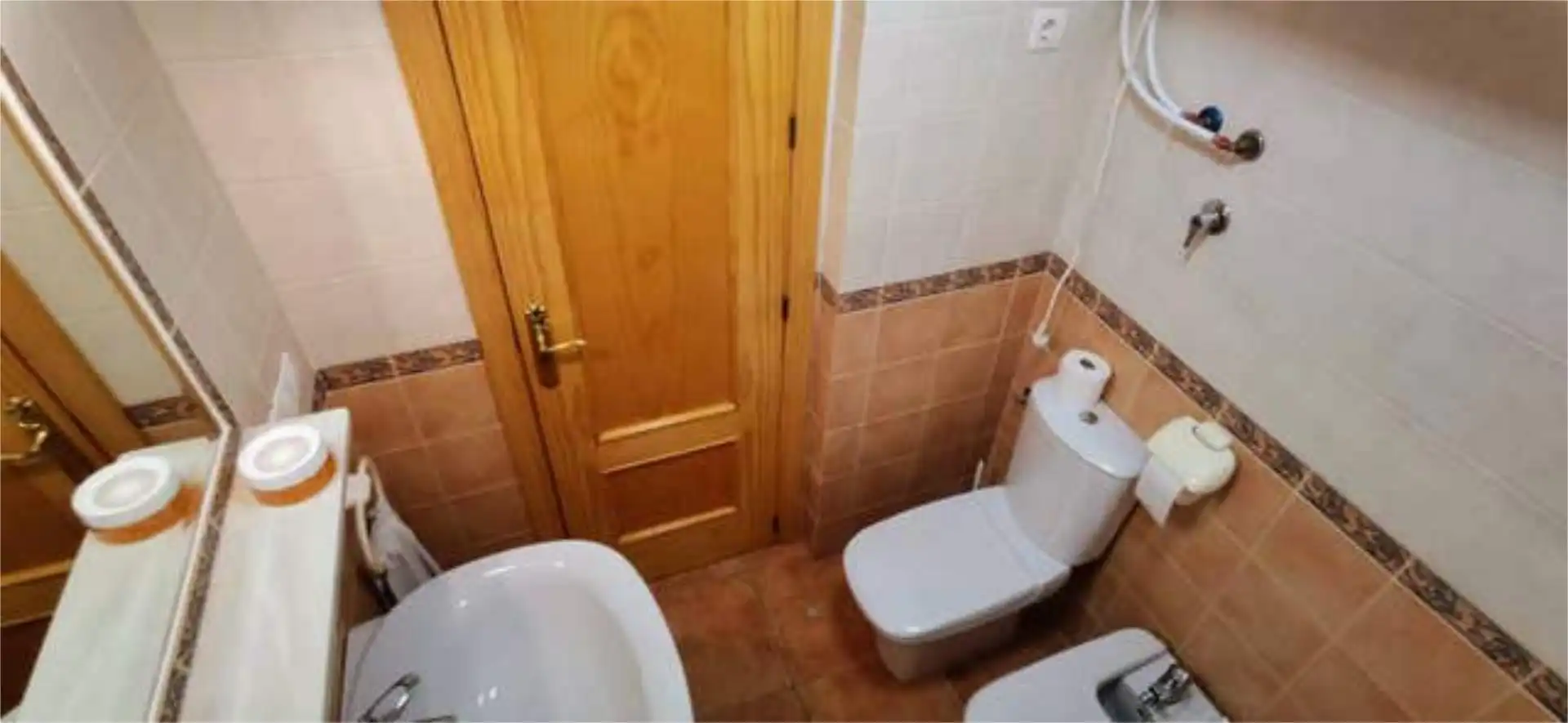 Badezimmer von Wohnungen zur Miete in Baena mit Terrasse und Möbliert