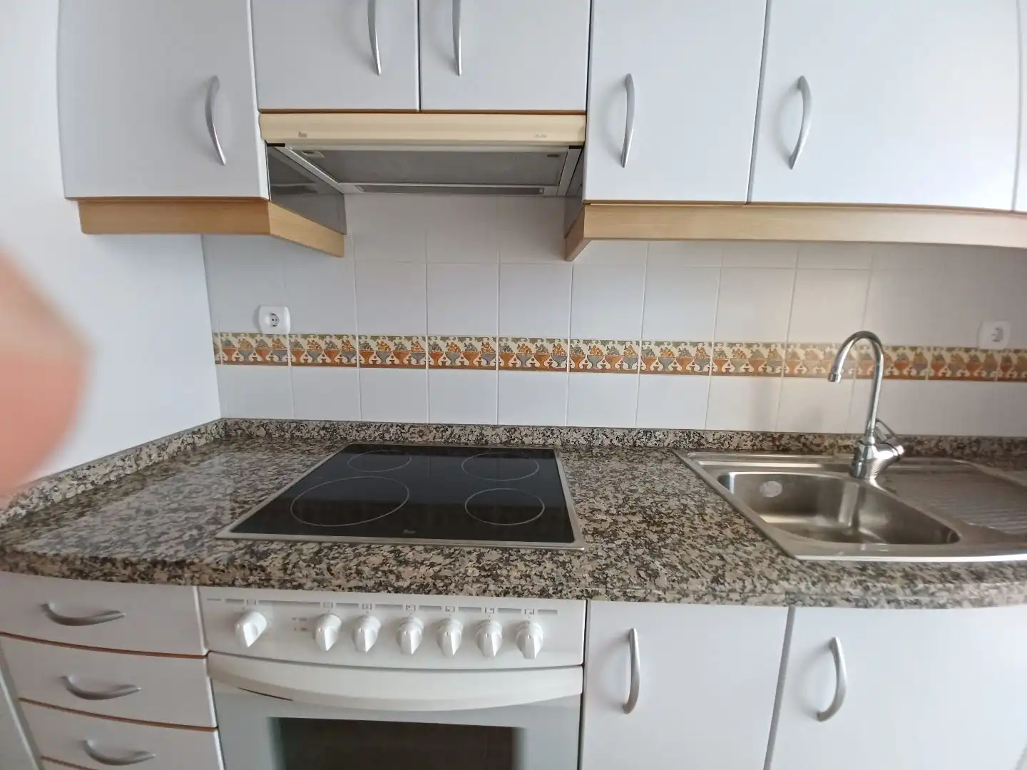 Pis de lloguer a Carrer Xaloc, 8, Mirador de la Cala - Benimar Cuina de Pis de lloguer en Villajoyosa / La Vila Joiosa amb Aire condicionat, Calefacció i Terrassa