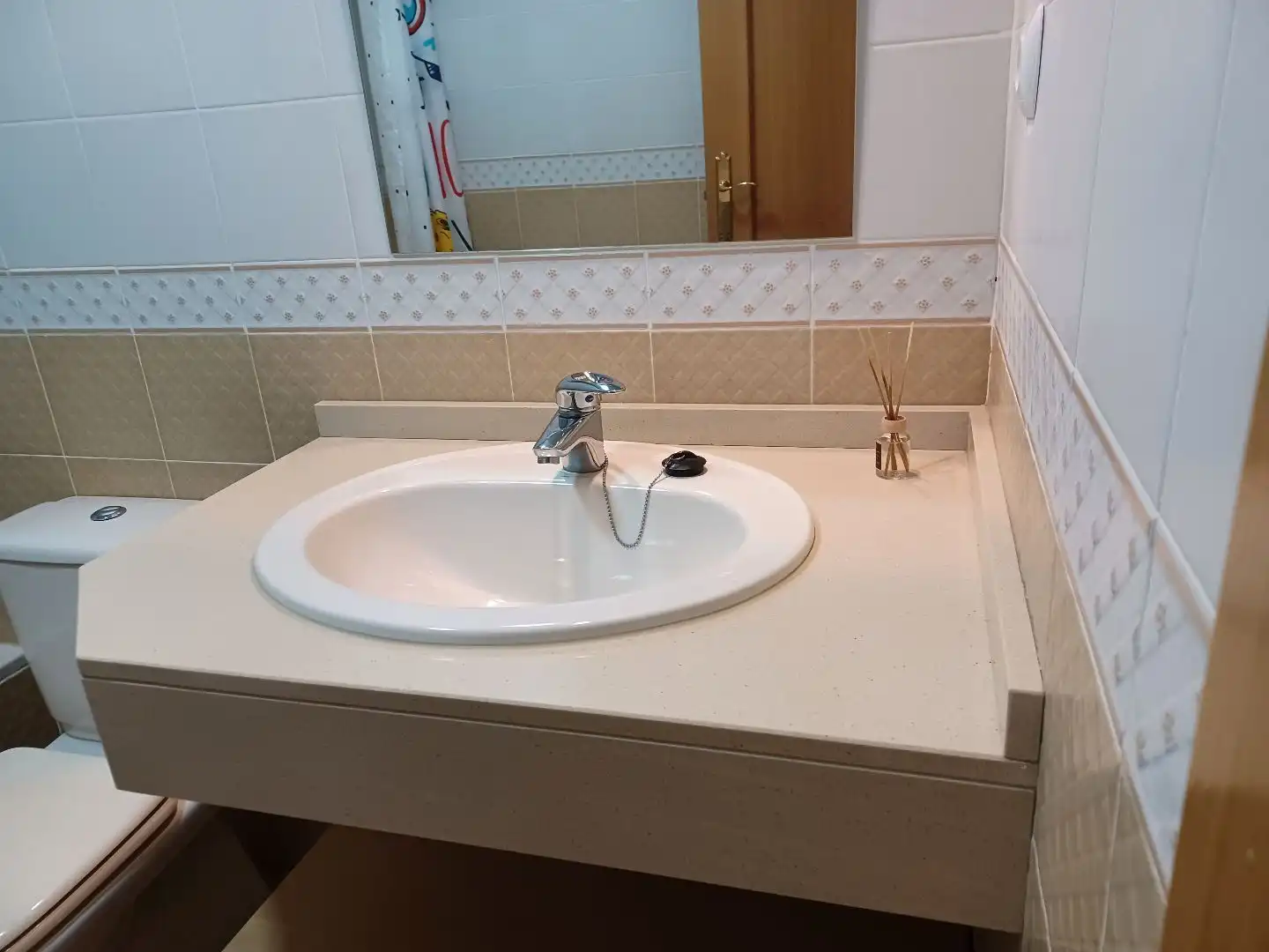 Pis de lloguer a Carrer Xaloc, 8, Mirador de la Cala - Benimar Bany de Pis de lloguer en Villajoyosa / La Vila Joiosa amb Aire condicionat, Calefacció i Terrassa