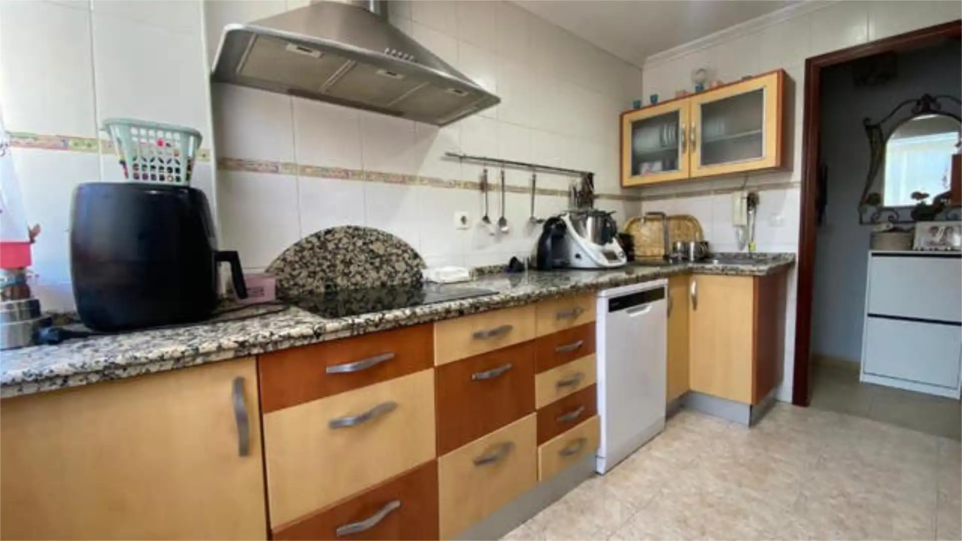 Kitchen of Flat for sale in Sevilla