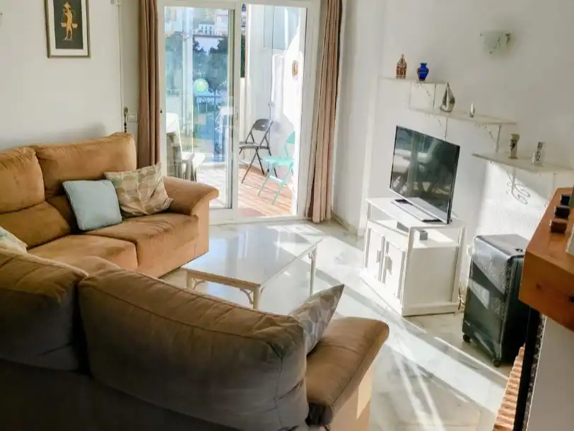 Wohnung zur Miete in Calle Suecia, 1, Mijas Golf Wohnzimmer von Wohnung zur Miete in Mijas mit Klimaanlage, Terrasse und Abstellraum