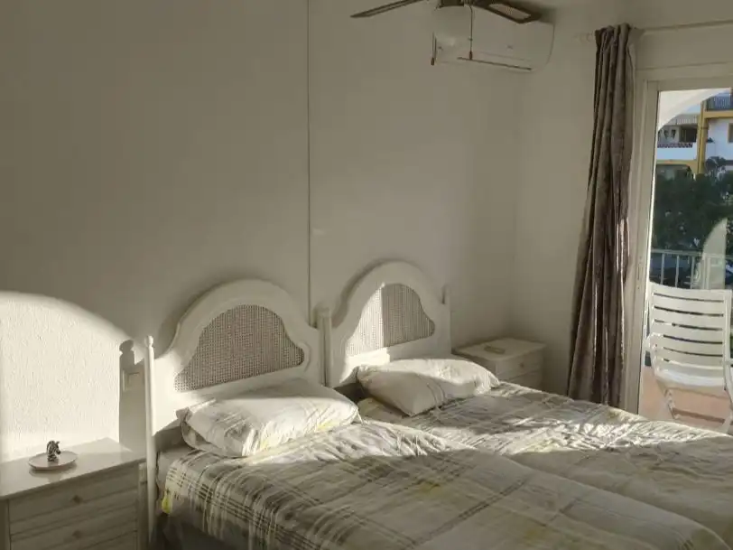 Wohnung zur Miete in Calle Suecia, 1, Mijas Golf Schlafzimmer von Wohnung zur Miete in Mijas mit Klimaanlage, Terrasse und Abstellraum