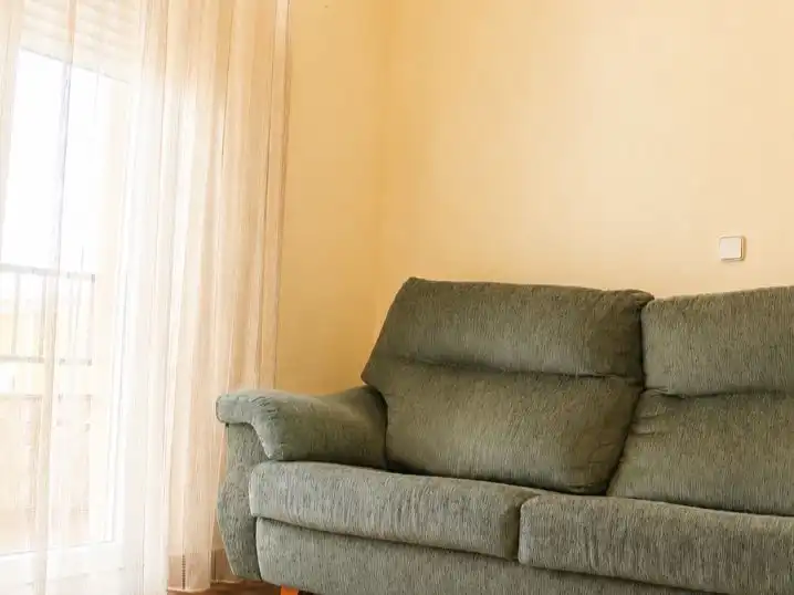 Piso en venta en Calle Nuestra Senora de las Nieves, 26, Santa Bárbara Sala de estar de Piso en venta en Toledo con Aire acondicionado, Calefacción y Terraza