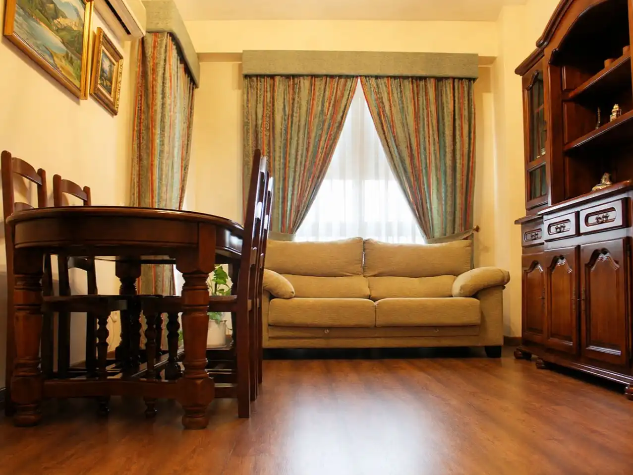 Piso en venta en Calle Nuestra Senora de las Nieves, 26, Santa Bárbara Sala de estar de Piso en venta en Toledo con Aire acondicionado, Calefacción y Terraza
