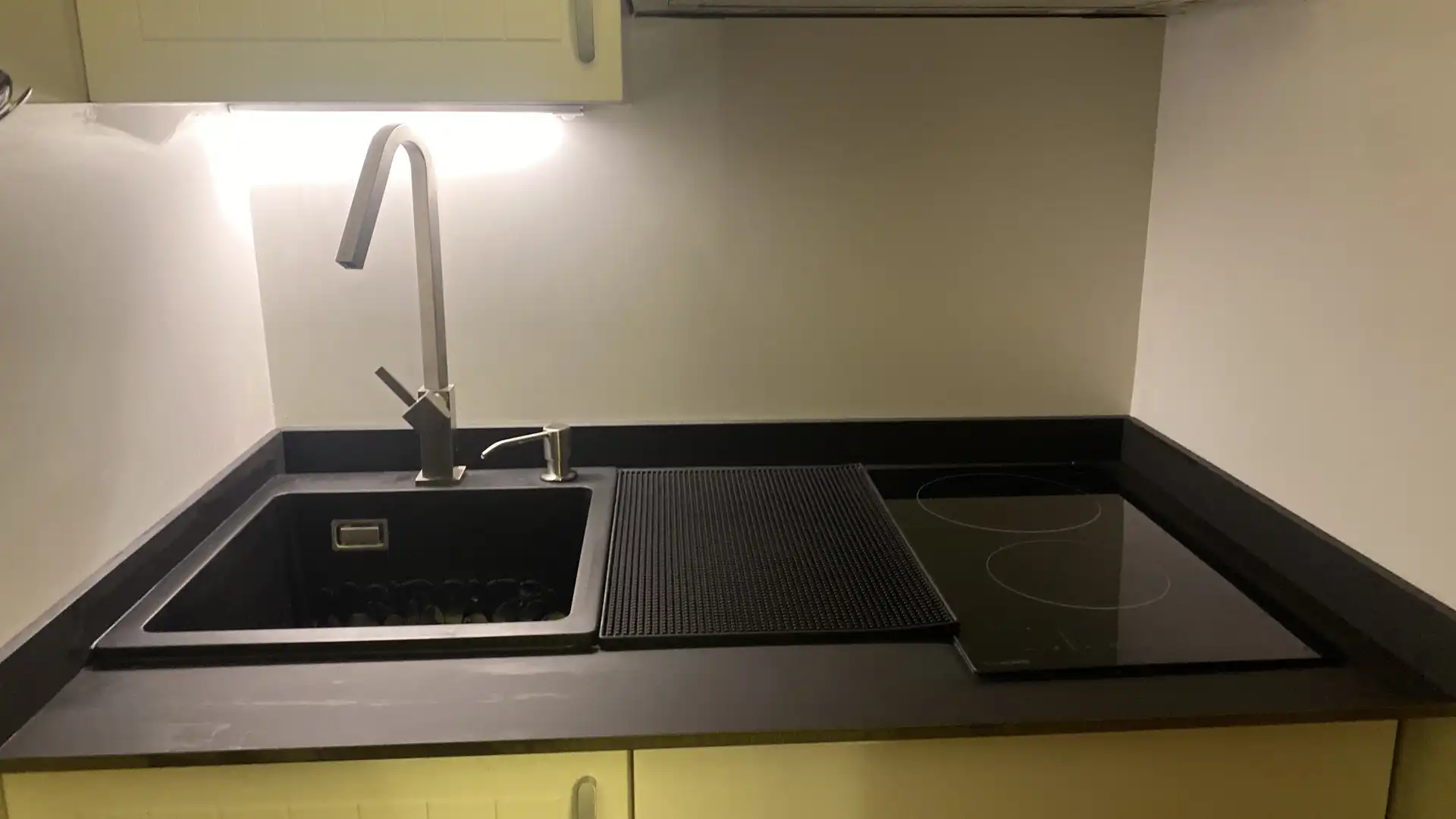 Wohnung zur Miete in Calle Velázquez, 146, El Viso Küche von Wohnung zur Miete in Madrid Capital mit Klimaanlage