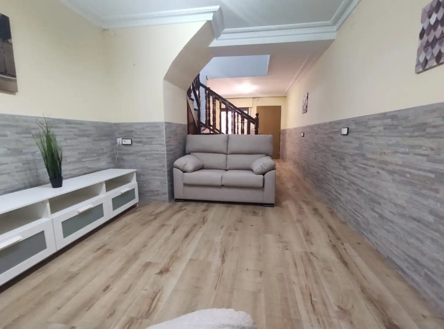 Detached homes for rent in Carrer d'Almansa, 13, Plaza Illes Columbretes Detached homes for rent in Castellón de la Plana / Castelló de la Plana with Parquet flooring, Terrace and Furnished