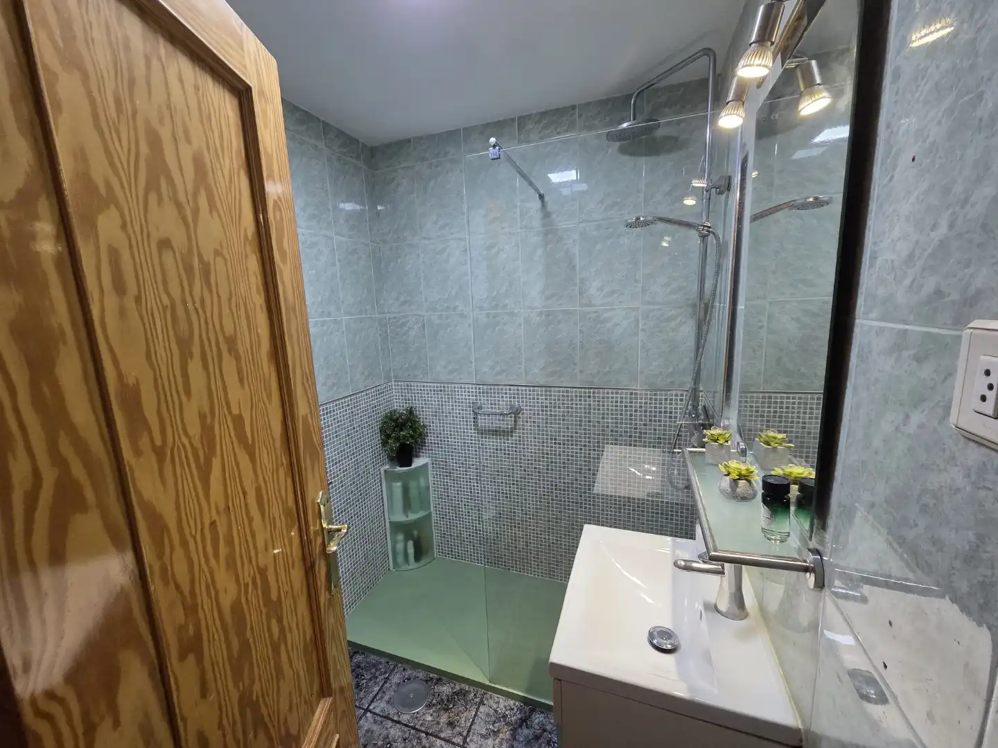 Bany de Casa o xalet en venda en La Unión amb Aire condicionat, Terrassa i Balcó