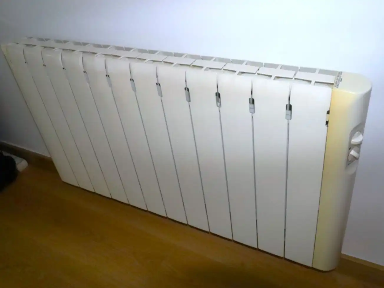 Flat for sale in Pinto  with Air Conditioner and Terrace