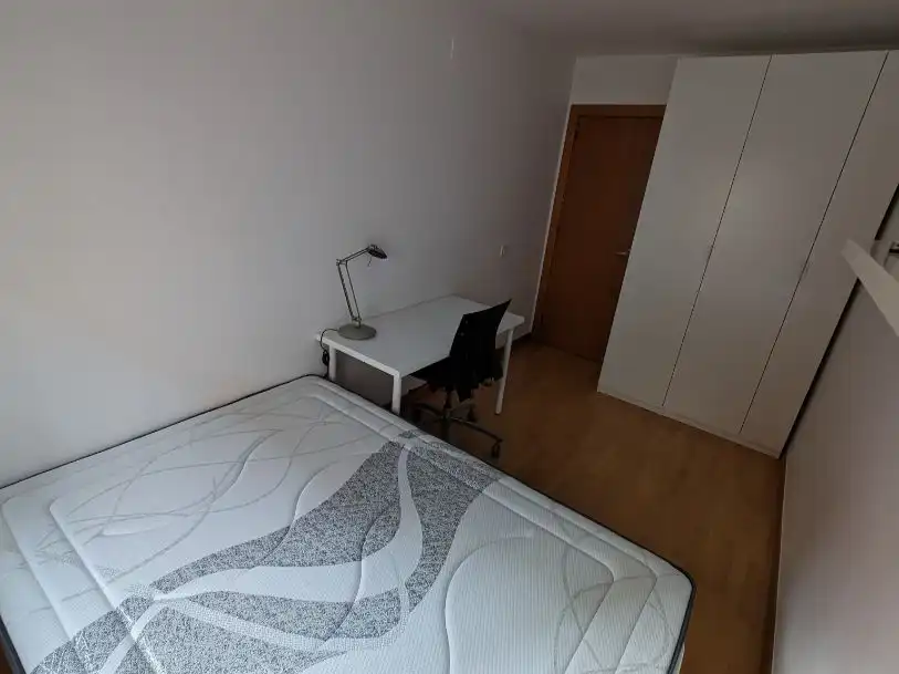 Piso en venta en Carrer de Narcís Monturiol, 72, Sagnier - Plaça de Catalunya Habitación de Piso en venta en El Prat de Llobregat con Aire acondicionado y Balcón