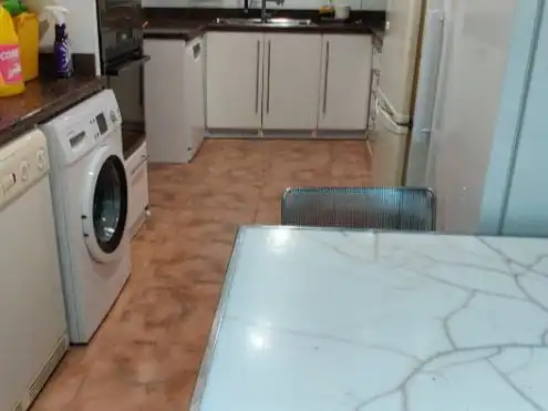 Piso en venta en Carrer de Narcís Monturiol, 72, Sagnier - Plaça de Catalunya Cocina de Piso en venta en El Prat de Llobregat con Aire acondicionado y Balcón