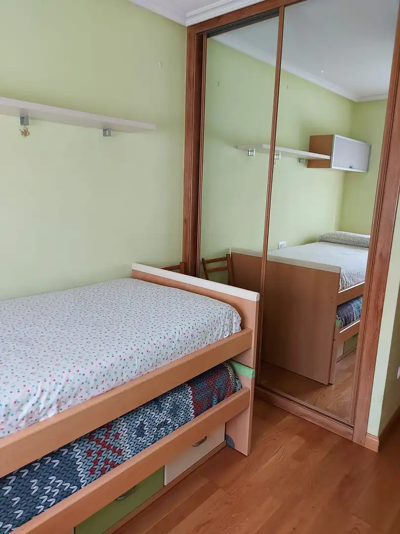 Bedroom of Flat for sale in Salamanca Capital  with Swimming Pool and Balcony