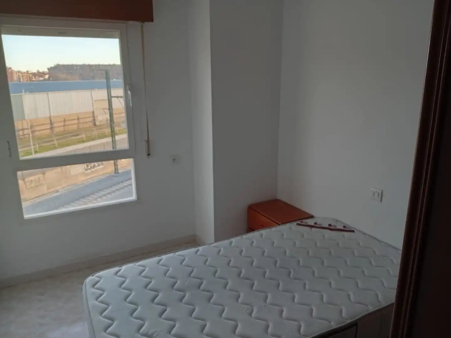 Habitación de Piso de alquiler en Zamora Capital  con Calefacción, Terraza y Trastero