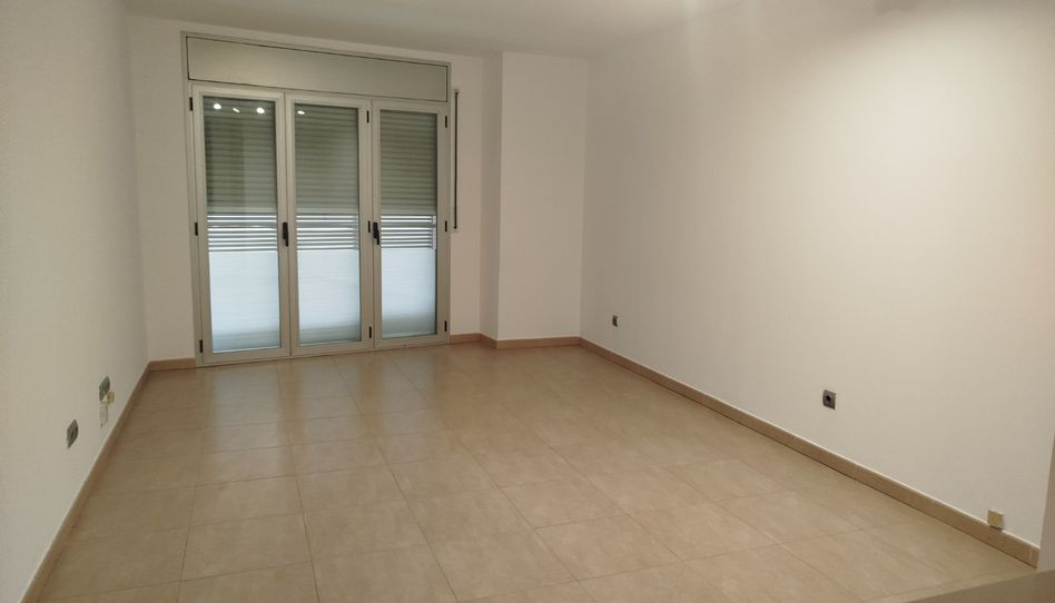 Flat for rent in Carrer D'emili Cabañes, 22, Centre, Mataró - image 1 Photo 1 of Flat for rent in Carrer D'emili Cabañes, 22, Centre, Mataró
